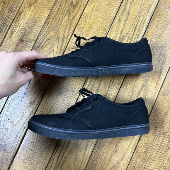 Vans Authentic Black Canvas Low Top Sneakers Women's Size 7 - Picture 2 of 8